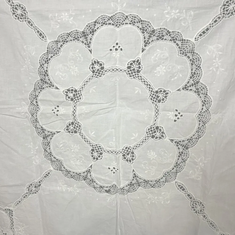 Tablecloth Cottagecore Embroidered Floral Linen Square Scalloped Boho Heirloom